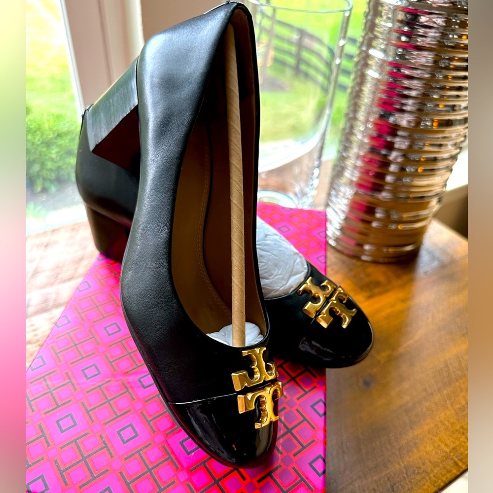 Tory Burch Everly 50 Mm Pumps Nappa Patent Leather Perfect Black Pumps, size 5
